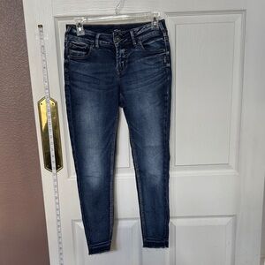 Silver Jeans Women's Dark Blue Stretchy Ankle Jeans